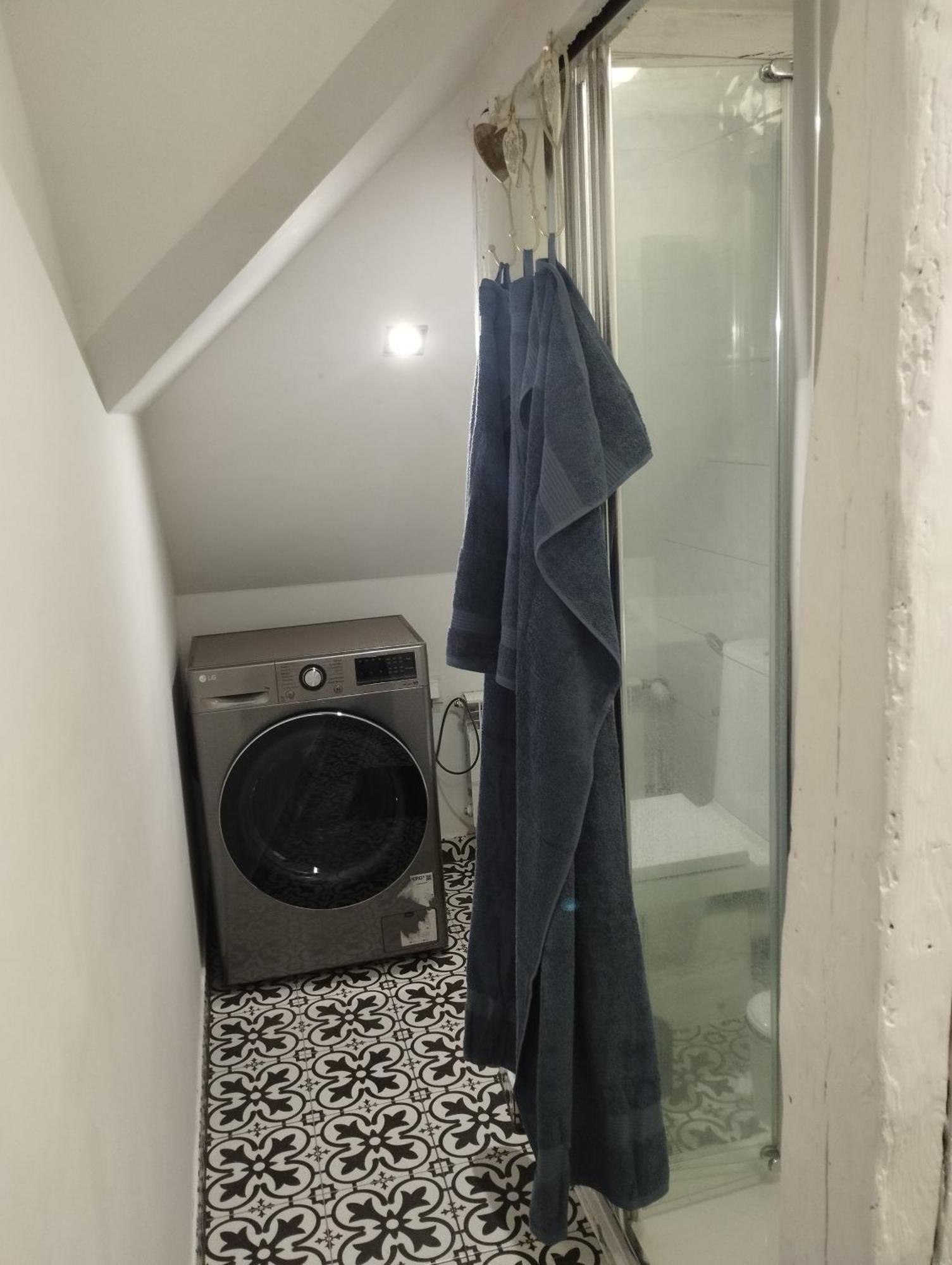 Villa Vip Pokoje Apartament Гнезно Екстер'єр фото