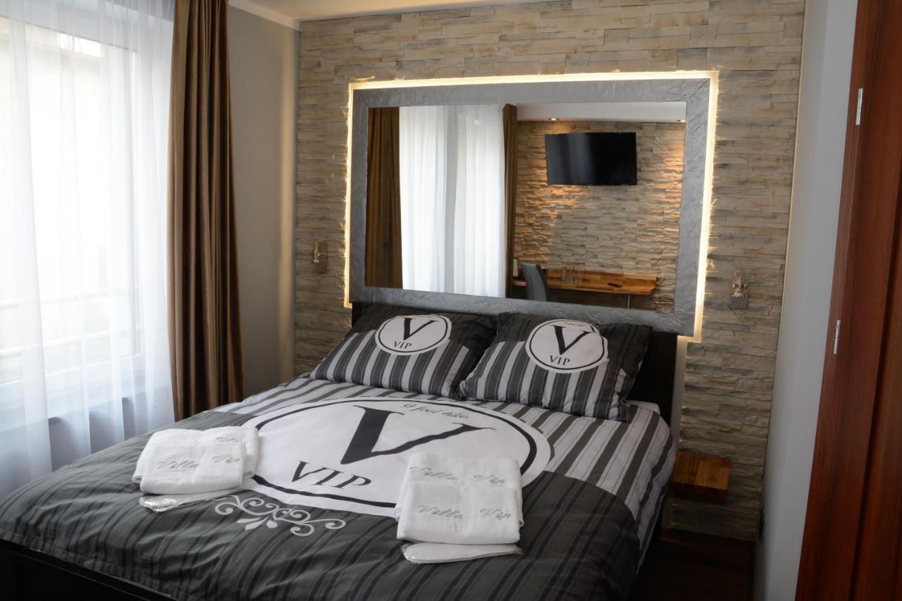 Villa Vip Pokoje Apartament Гнезно Екстер'єр фото